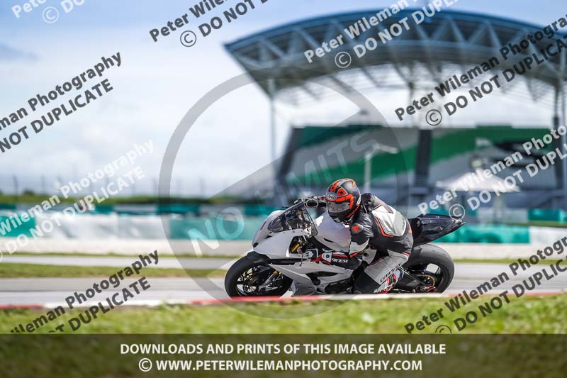 Sepang;event digital images;motorbikes;no limits;peter wileman photography;trackday;trackday digital images